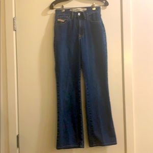 Distressed Diesel Basic Jeans